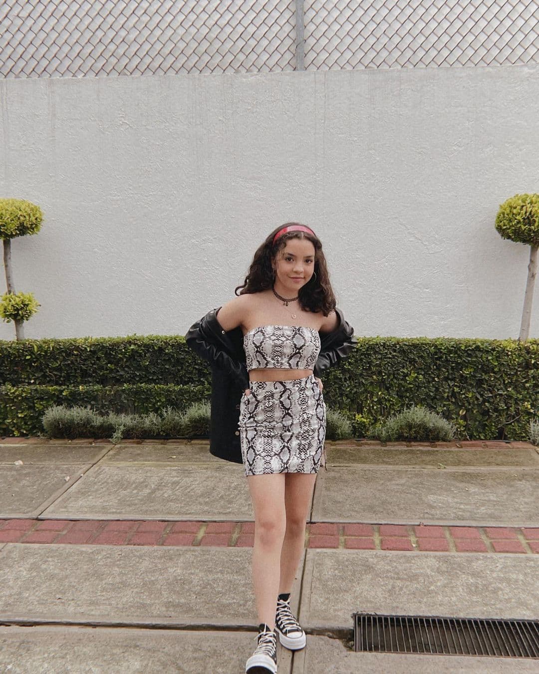 La jovencita tiene estudios de doblaje en diseño de audio y taller acústico, por lo que también 
<b>ha prestado su voz a personajes de series y películas</b>, entre ellos Bridget de 'Vampirina' y Annabel Bank en la película 'El regreso de Mary Poppins'.