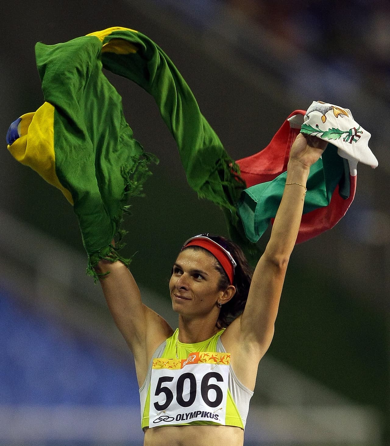 En el listado también se nombran personalidades del deporte y la política en México, como la atleta Ana Gabriela Guevara, así como importantes empresas de diferentes rubros.