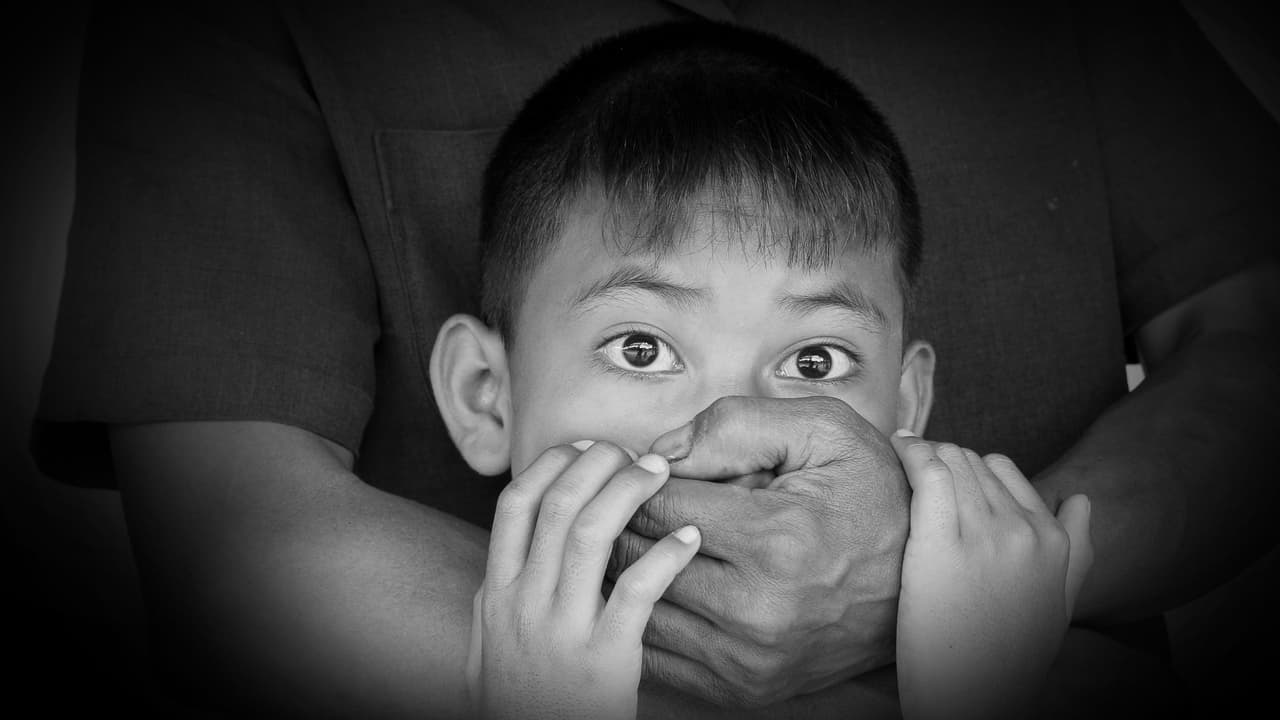 Violencia, homicidios, secuestro, robo de vehículos y el robo generalizado son algunos de los delitos y riesgos que detalla el gobierno de Estados Unidos en los viajes a México.
<br>