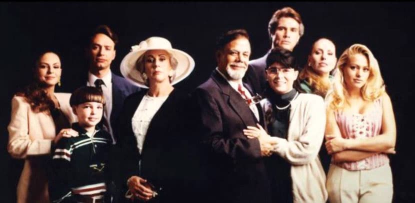 En 1995 participó en su última telenovela, la cual fue "Pobre niña rica". Contaba con un gran elenco como Victoria Ruffo, Laura Zapata, Azela Robinson y Roberto Palazuelos.