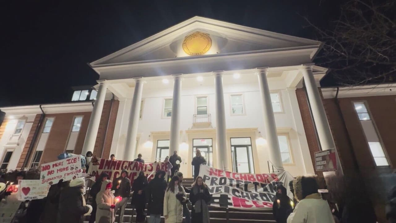 Norristown abre diálogo: jefe policial se reúne con manifestantes proinmigrantes