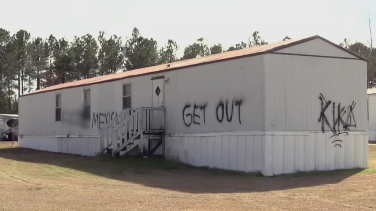Marvin del Cid found this message on his home in February.
