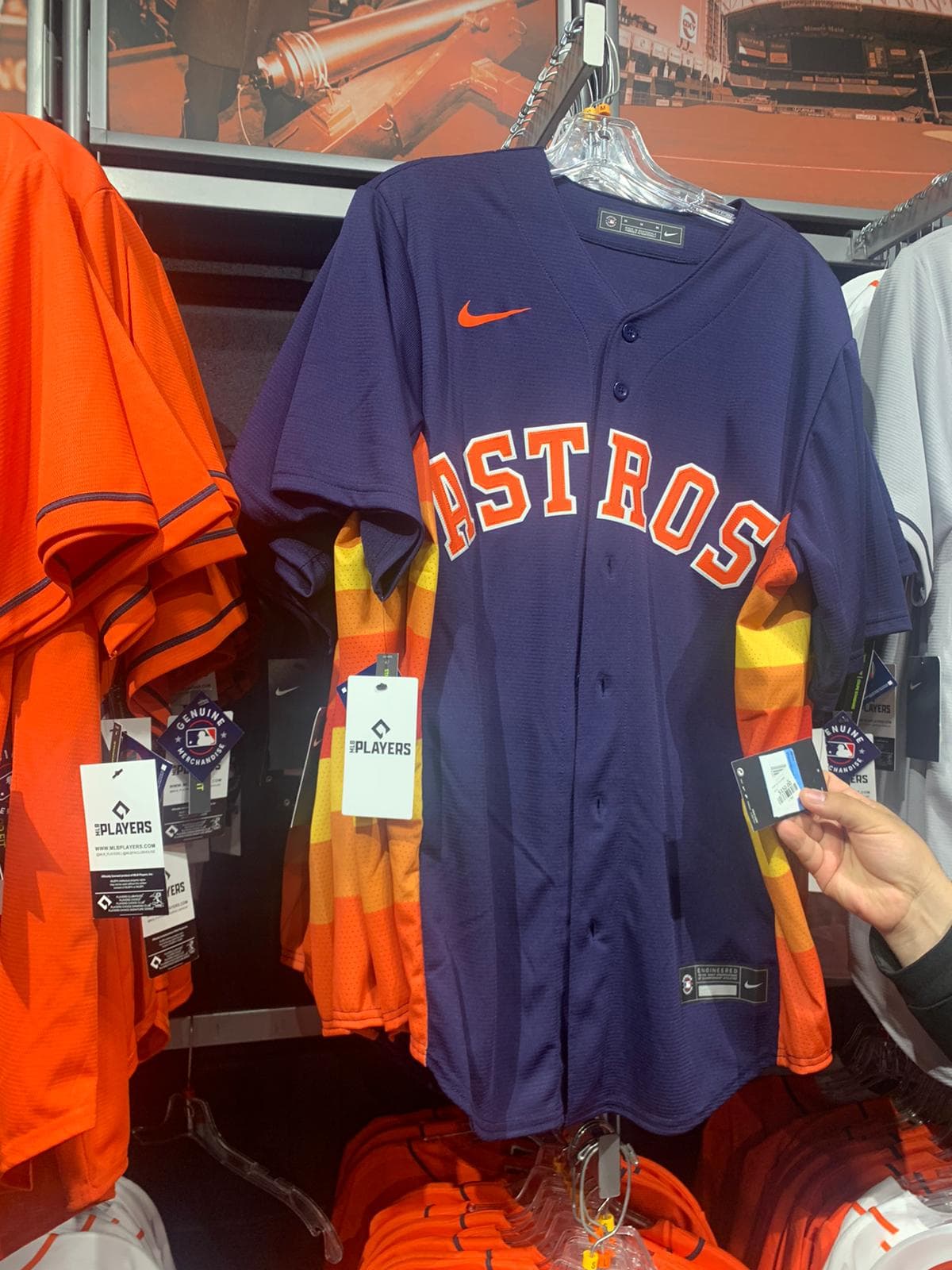 Houston se muestra listo para albergar el arranque de la Sere Mundial entre los Huston Astros y los Atlanta Braves.