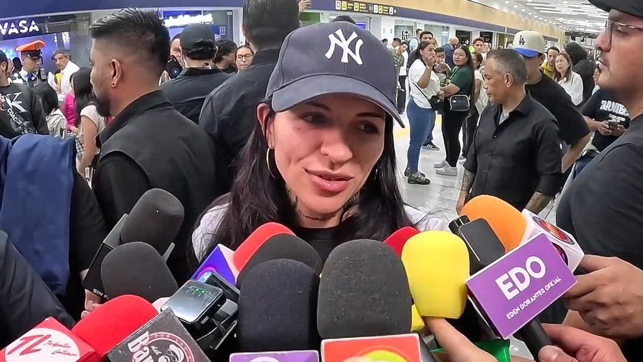 Cazzu reacciona a los líos con Nodal y la habitación de su hija en casa de Ángela Aguilar