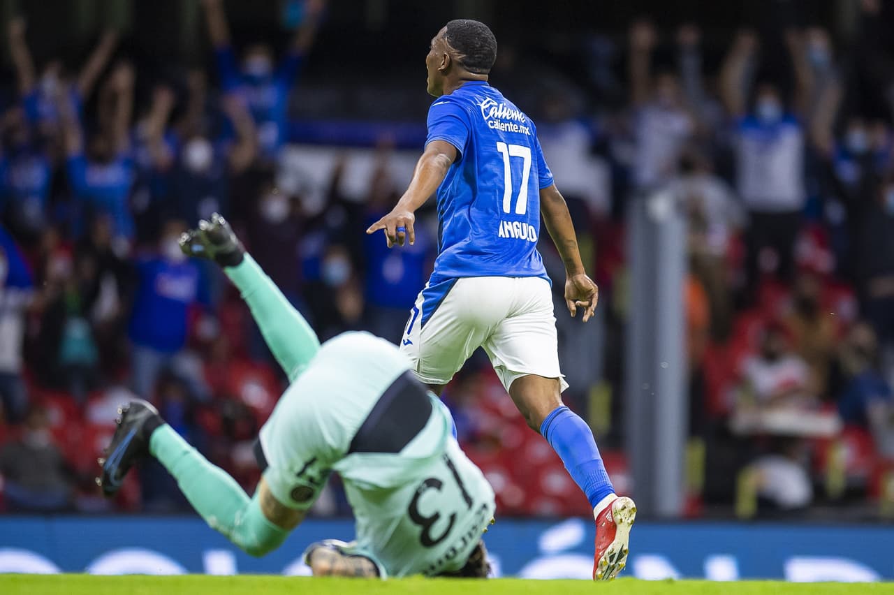 El ecuatoriano se apuntó un doblete al 34'.