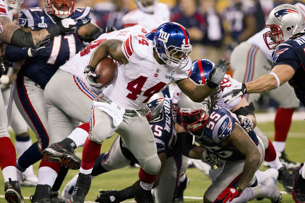 Ahmad Bradshaw anotó casi sin querer el touchdown del triunfo. Quería anotar pero no tan rápido. En ese momento los Giants tomaban ventaja de 21 - 17 con 2.49 de tiempo para Tom Brady y los Patriots, pero la defensiva de los Giants mantuvo la ventaja.