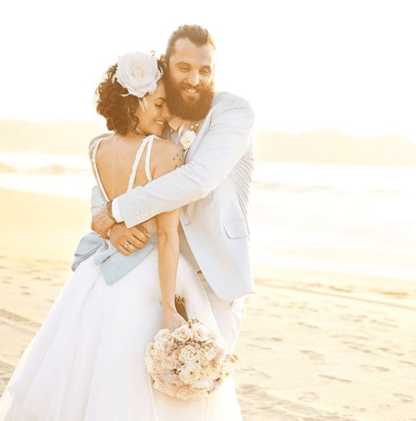 Un momento triste que marcó la boda de la actriz uruguaya fue la muerte de su padre, Yuyi Mori, quien falleció tan solo tres días antes de su enlace matrimonial con el beisbolista.