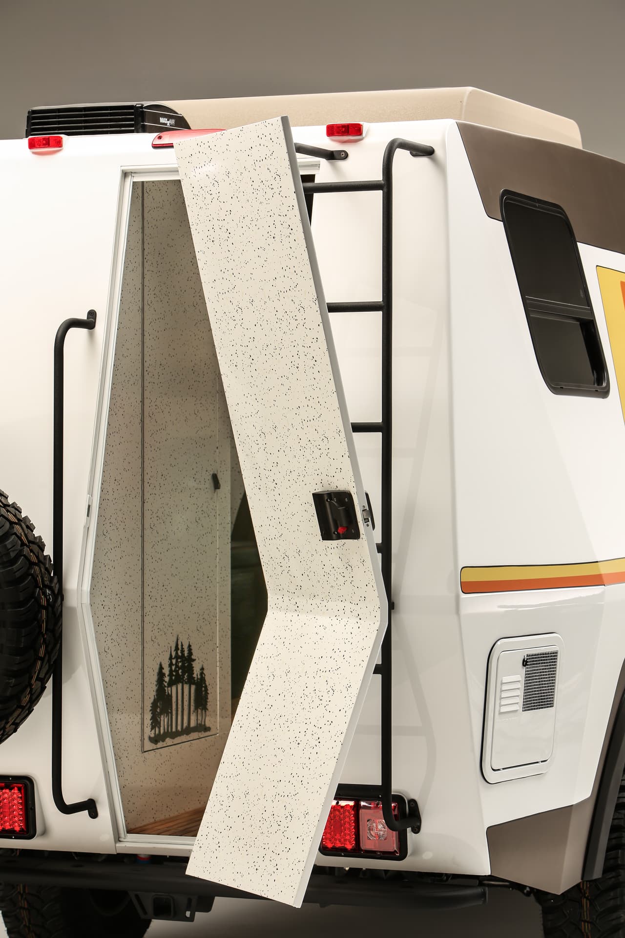 Toyota Tacoma ‘Tacozilla’ Concept