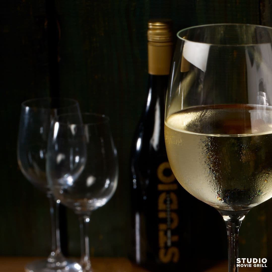 “Seguimos comprometidos a continuar brindando experiencias excepcionales y seguras a los huéspedes para las comunidades a las que servimos”, añadió.
<br>
<br>