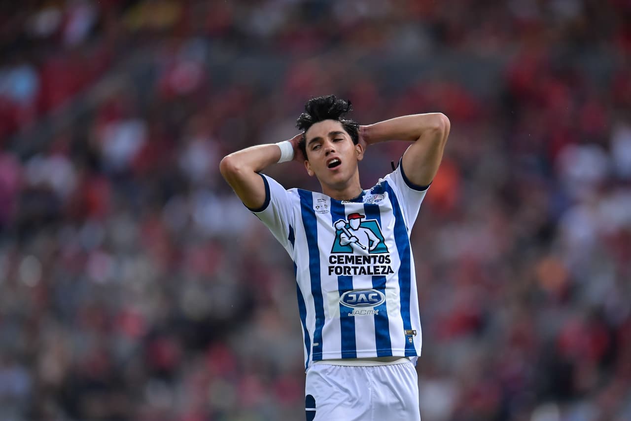 Kevin Álvarez perdonó en al menos tres ocasiones frente al arco de Camilo Vargas. Pachuca presionó en la recta final del primer y segundo tiempo, pero el portero rojinegro lució impenetrable.