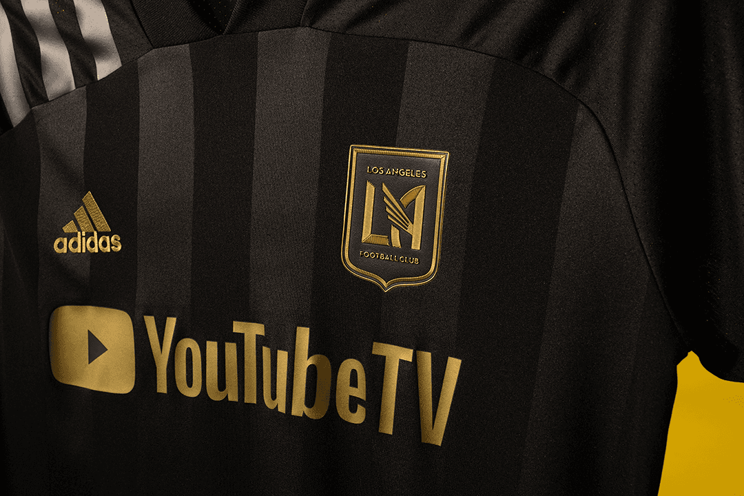 "Hombro con Hombro": la idea detrás de la camiseta de LAFC en 2020