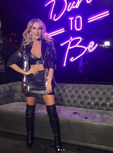 Durante su carrera artística, Geraldine ha lucido diferentes tonalidades en su melena.