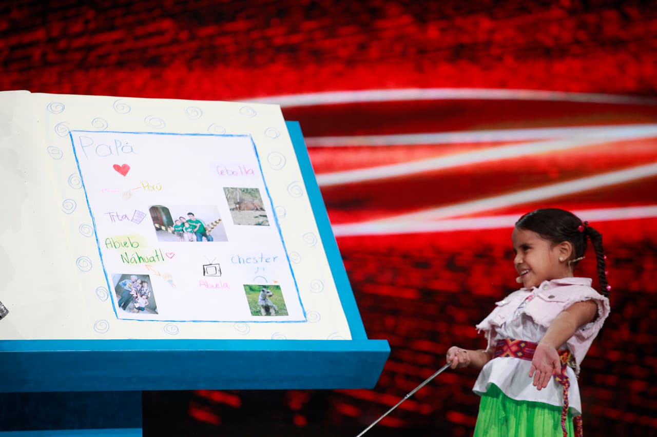 'Beba' siguió su relato contándonos que su papá era su persona favorita: "Me peina todos los dias antes de ir a la escuela".