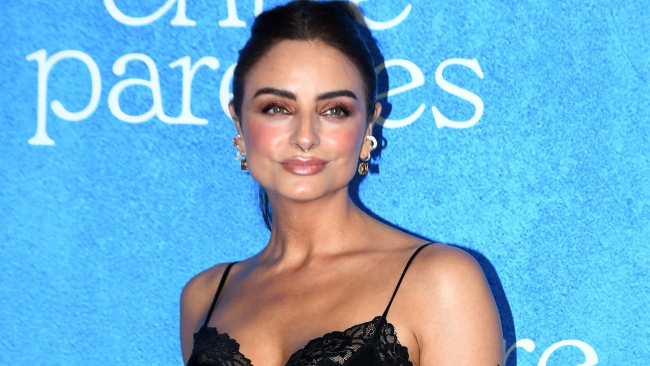 Aislinn Derbez sorprende al mostrar el adiós a su madre y cómo enfrentó su cirugía
