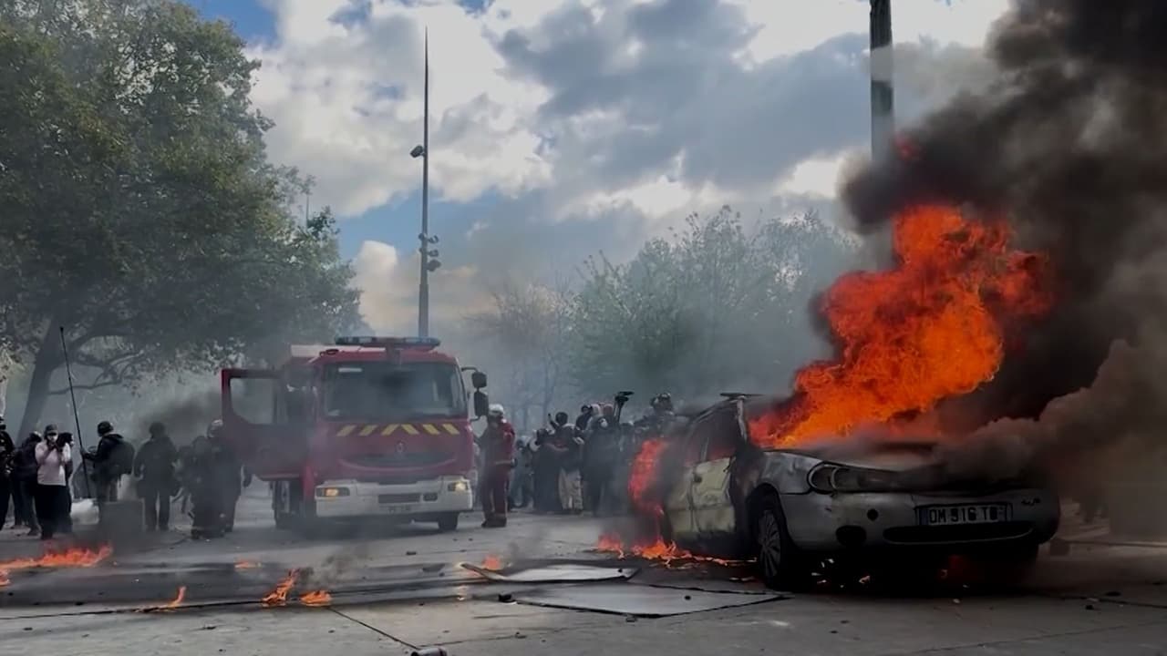 Protestas en Francia terminan en saqueos y destrozos; Macron condena la violencia