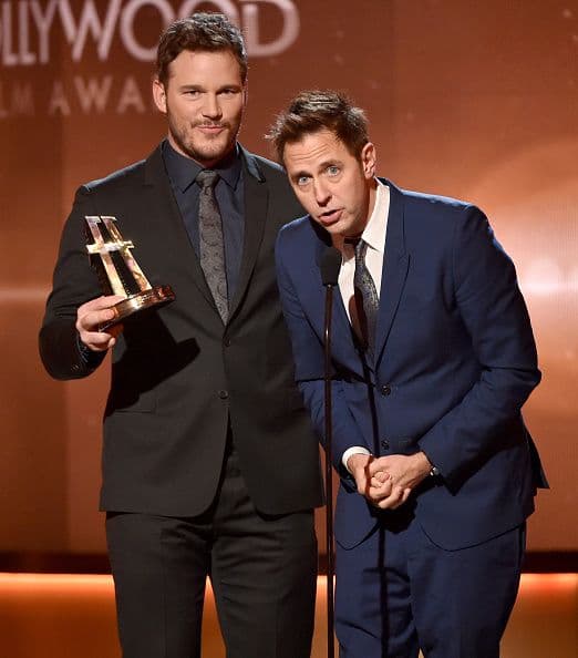 El actor Chris Pratt y el director James Gunn aceptaron el Premio 'Blockbuster' por 'Guardians of the Galaxy'.