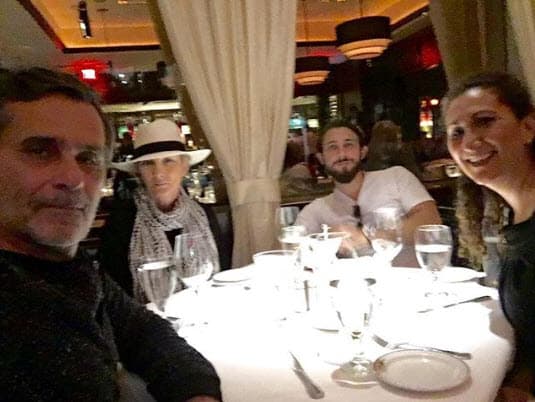 Cuatro días después, el 3 de septiembre, compartió otra imagen donde la actriz una vez más se dejaba ver en familia.