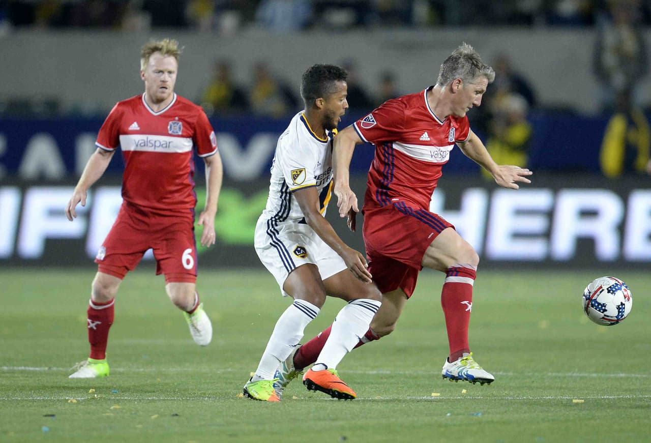 Giovani dos Santos, Bastian Schweinsteiger LA Galaxy vs Chicago Fire