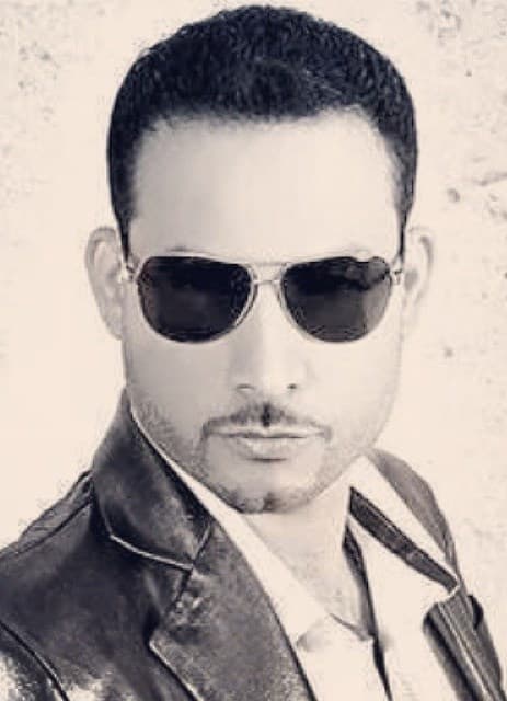 Ahora como solista también le va muy bien.