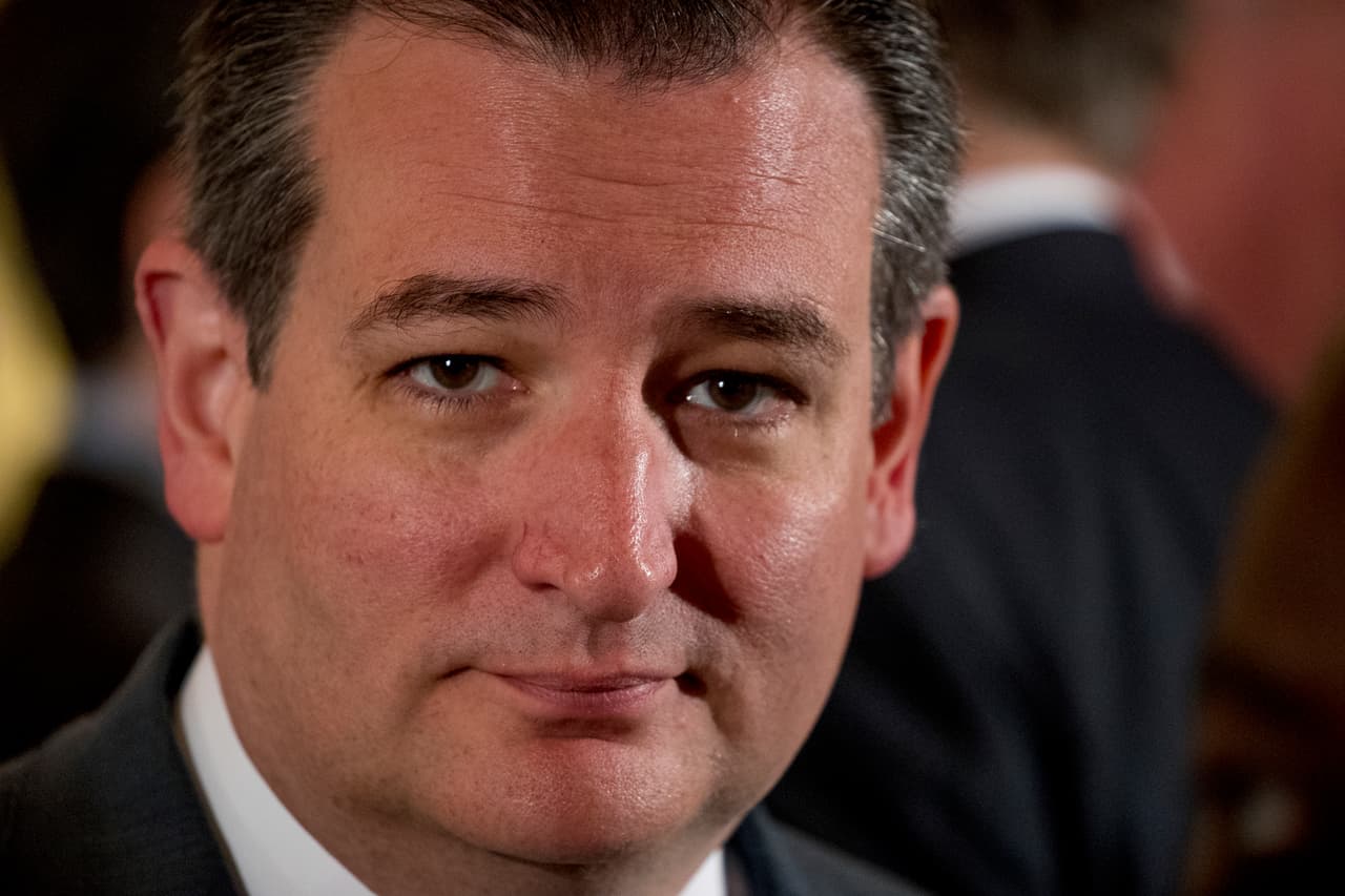 Cruz insiste en que hay que eliminar Obamacare por completo.