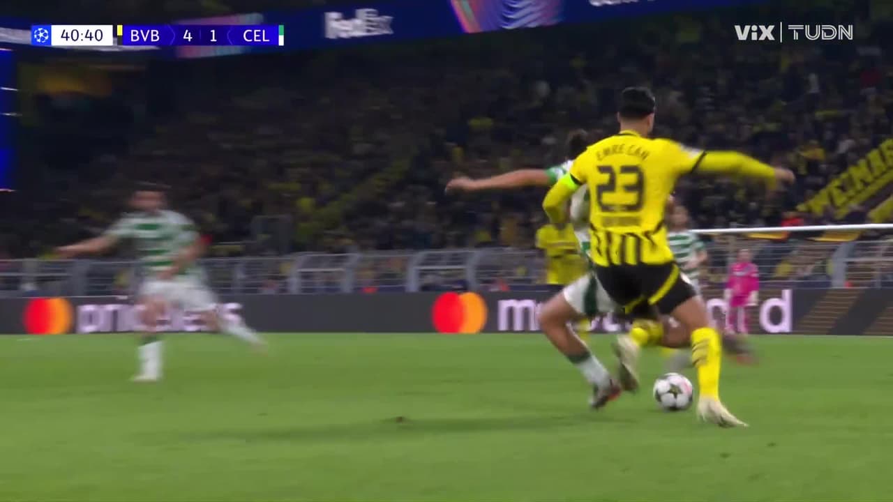 ¡Triplete! Adeyemi no tiene piedad y marca el 5-1 al Celtic