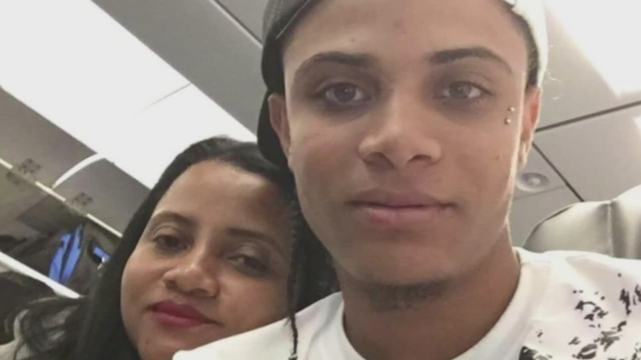 Los celos de su pareja y una amenaza con terminar la relación fueron los detonantes para que 
<b><a href="https://www.univision.com/local/nueva-york-wxtv/familia-rosa-acevedo-relata-historia-violencia-termino-asesinato-hijo-nueva-york" target="_blank">Luis Collado presuntamente asesinara a su pareja Rosa Acevedo y a su hijo Gustavo</a></b>, relató la familia de las víctimas.
<br>