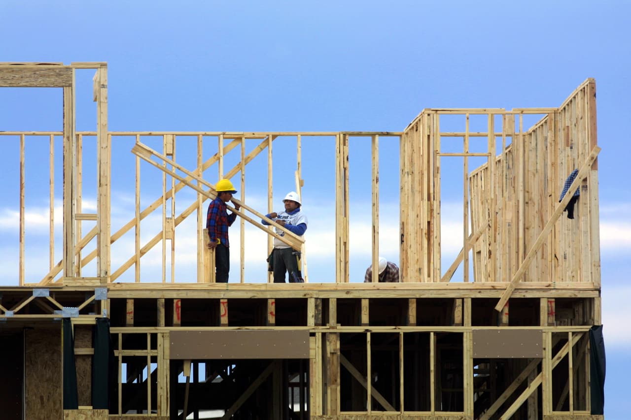 Todas las conversaciones con la División de Horas y Salarios son confidenciales. Todas las quejas son confidenciales; el nombre del denunciante y la naturaleza de la denuncia no se revelan. Las únicas excepciones son cuando sea necesario revelar la identidad de un denunciante, con su permiso previo, para investigar una alegación o cuando un tribunal ordena a la División de Horas y salarios que revele información.