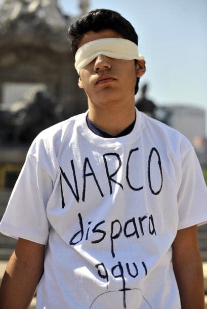 Una encuesta de la empresa Mitofsky señaló en noviembre que por primera vez en lo que va del gobierno una mayoría calificó de fracaso las operaciones contra el crimen organizado.