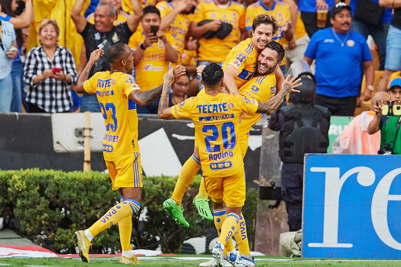 Córdova abrió el marcador al provocar un penal.