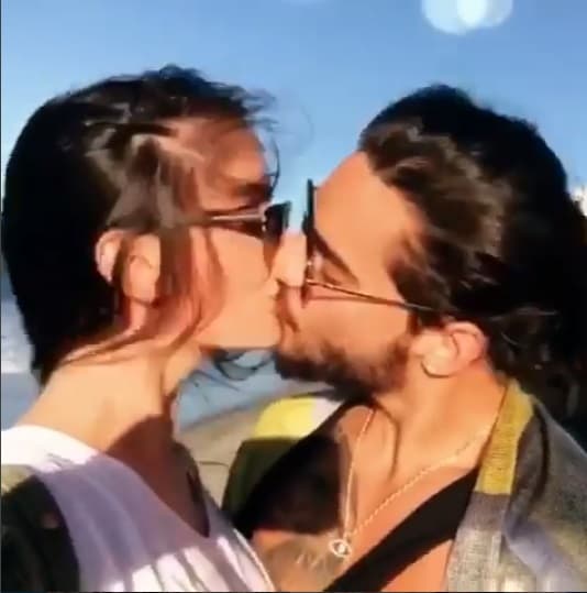 Los besos que presumen en redes sociales Natalia Barulich y Maluma han logrado enternecer a los miles de fans del colombiano, a tal grado que son sus seguidores quienes más apoyan la relación a través de los comentarios que les dejan en sus publicaciones.