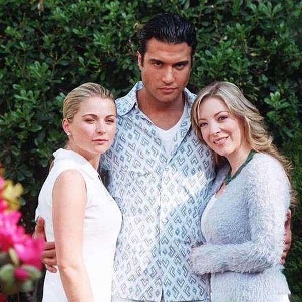 'Mujer de madera' fue séptima telenovela, por primera vez compartió créditos con Jaime Camil en un melodrama.