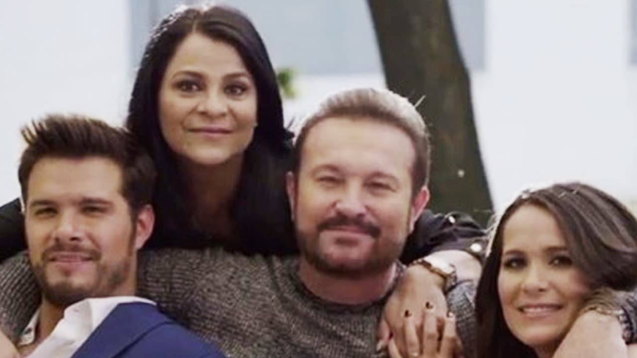 "
<b><a href="https://www.univision.com/famosos/arturo-peniche-se-encuentra-bien-de-salud-tras-ser-hospitalizado-y-seguira-en-observacion-fotos" target="_blank">No sé si sea un milagro</a></b>, pero es un hecho", reiteró. 
<br>