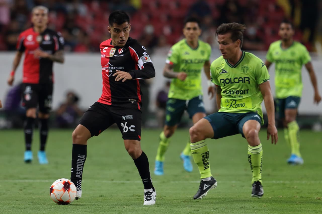 Atlas se impuso 2-1 al Necaxa con goles de Julio Furch y Julián Quiñones en partido de la Jornada 13.