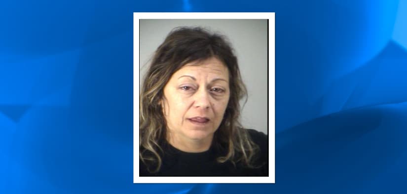 FL: Arrestada tras pedir pollo y cigarrillos al 911