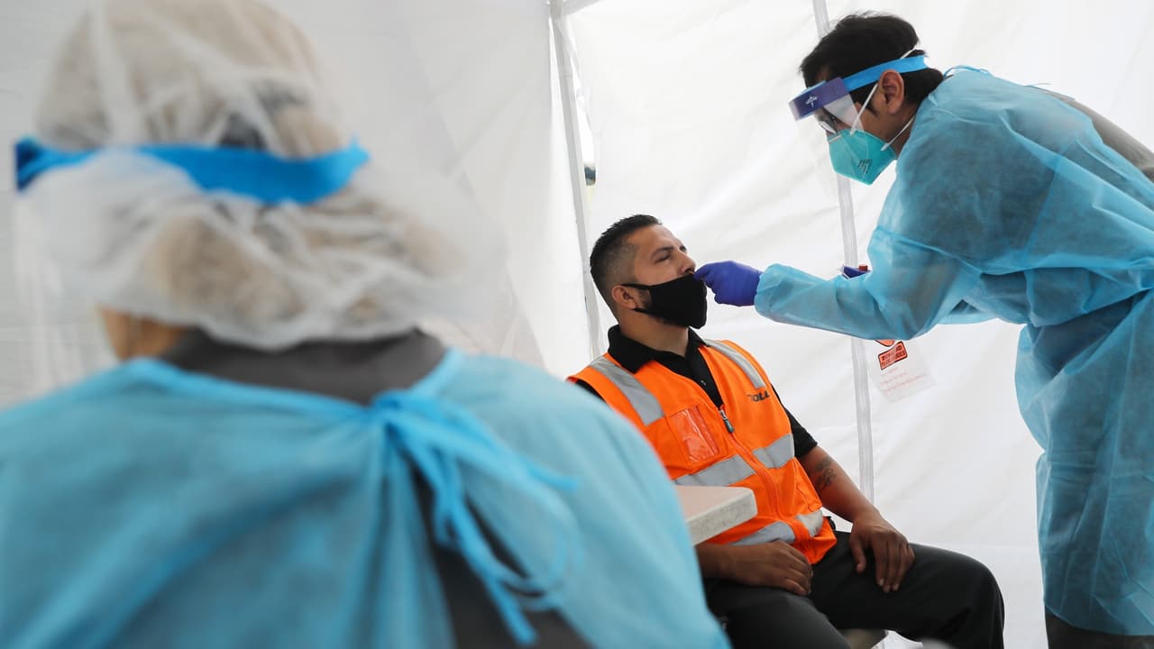 El invierno en San Antonio pudiera provocar un gran aumento de casos de coronavirus, según expertos 