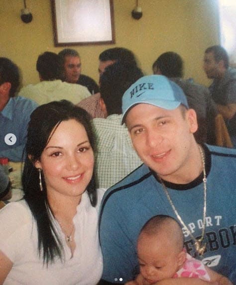 Valentina es fruto de la relación que Valentín Elizalde mantuvo con Azucena Rincón.