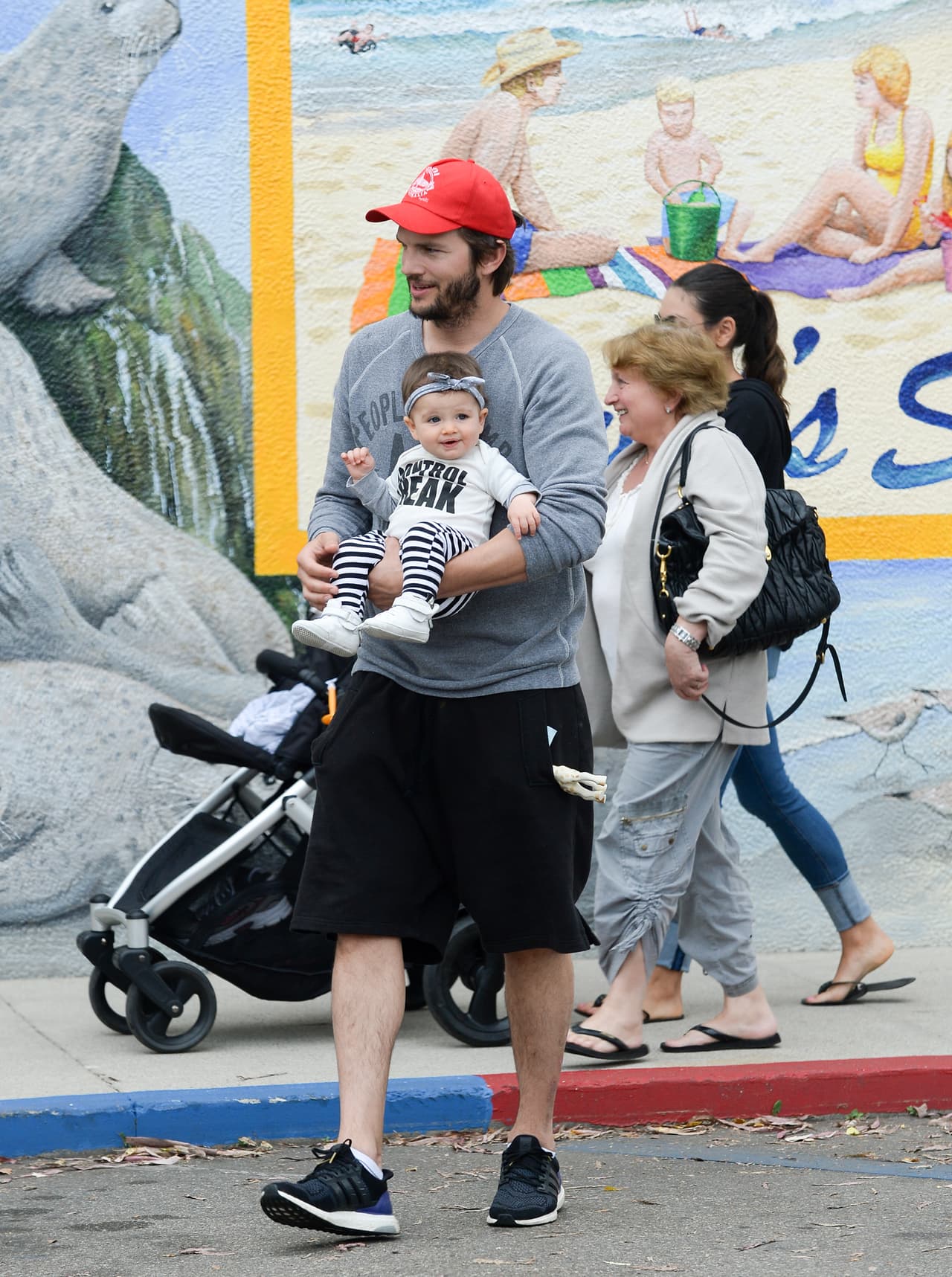 Fue Baby Wyatt quien derritió a más de uno con su ternura.