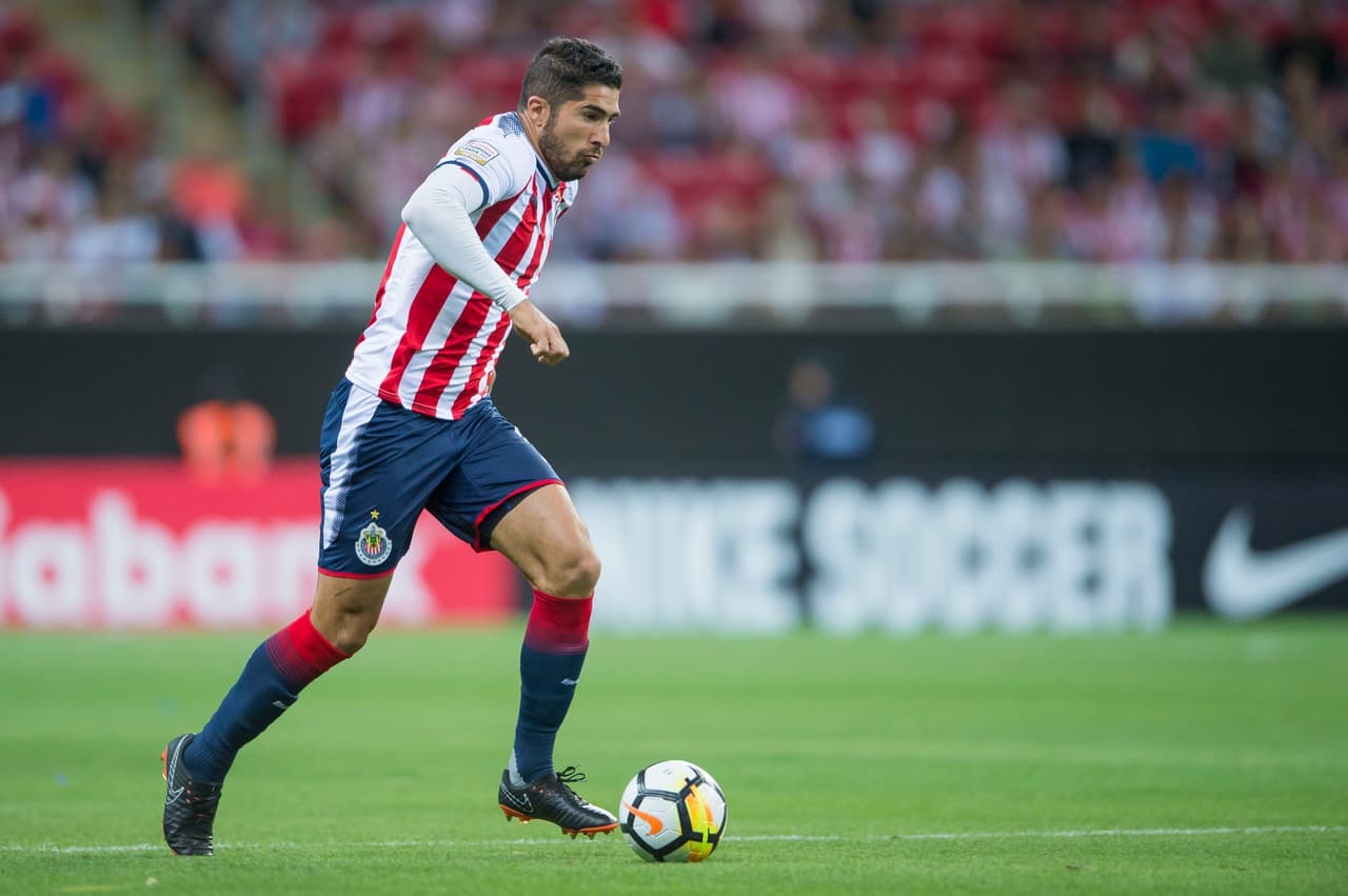 Jair Pereira, apodado el 'Comandante' por su liderazgo en Chivas de Guadalajara, ha tenido en el último año excesos que han mostrado su lado más agresivo, que en Concacaf ahora fue castigado.