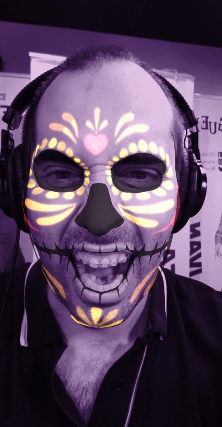 ¡Feliz Día de Muertos, raza!