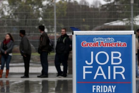 A continuación los títulos que actualmente presentan mejores perspectivas de empleo para los recién graduados, en campos que registran menos de 5% de desempleo.