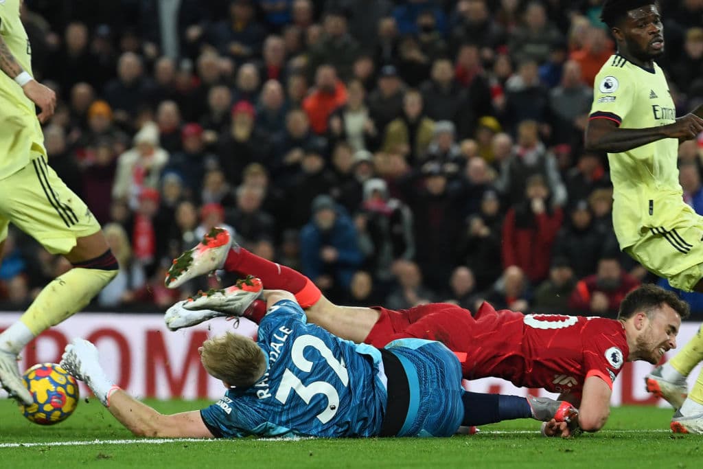 Sadio Mané, Dogo Jota, Mohamed Salah y Takumi Minamino fueron los responsables del descalabro 4-0 sobre el Arsenal.