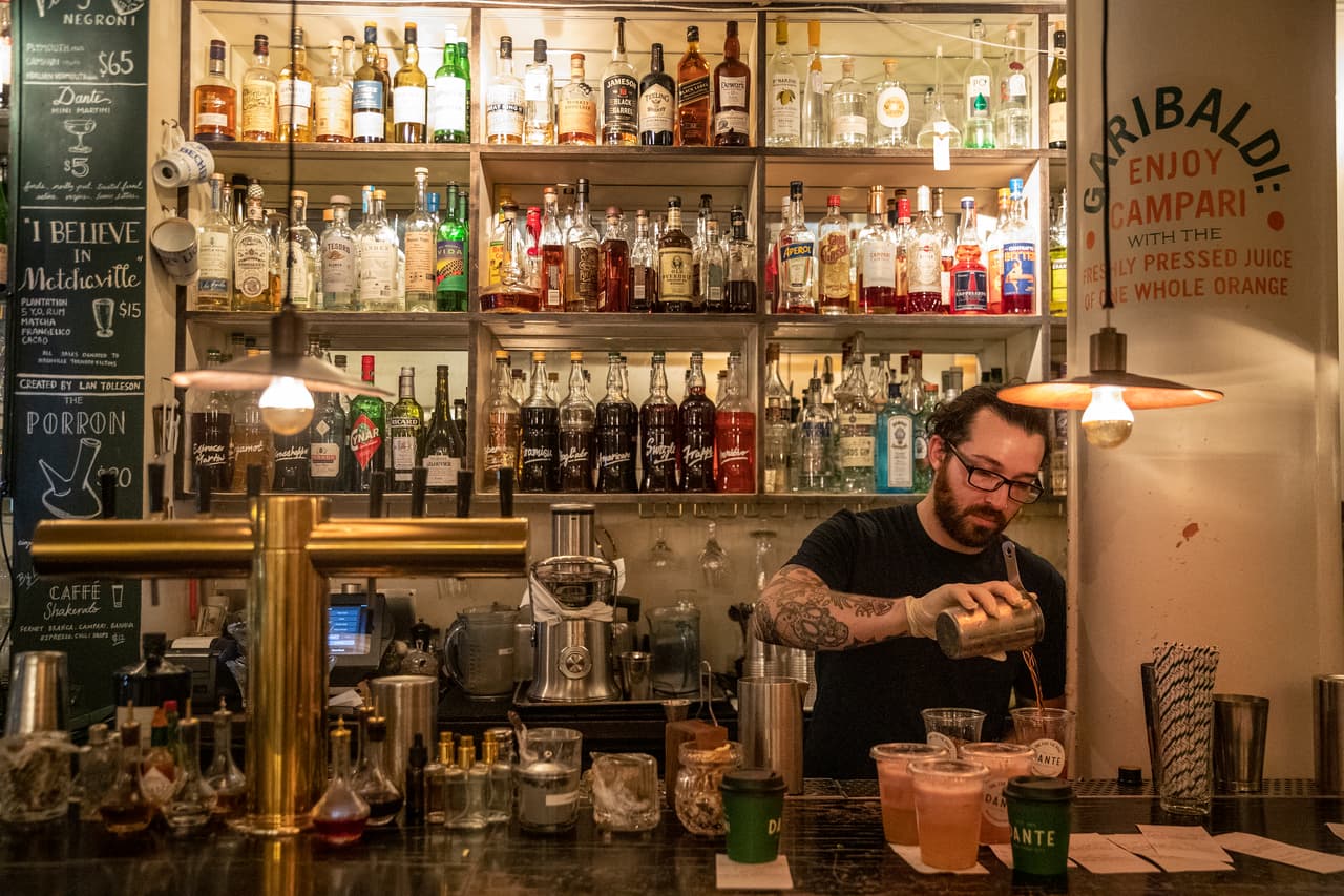 <b>Alto riesgo:</b> Ir a un bar