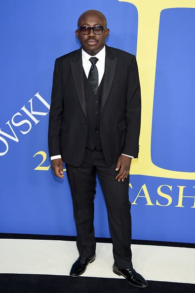 Hayek contó que estaba en su auto cuando recibió la llamada del editor británico de Vogue,
<b>Edward Enninful</b> (foto).