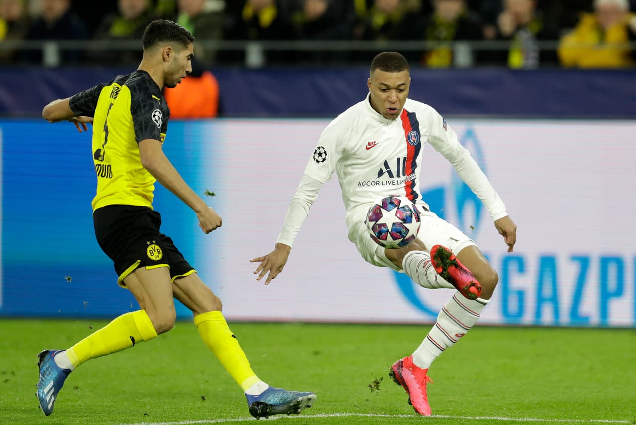 <b>Kylian Mbappé | PSG</b>
<br>Valor actual: 180 millones de euros | Valor anterior: 200 millones de euros | Diferencia: -20 millones de euros | Porcentaje: -10%