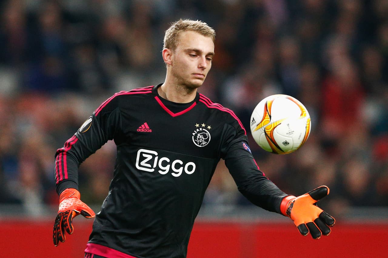 El arquero neerlandés firmó recientemente con Los Murciélagos y tendrá la oportunidad de volver a la que fue su casa por 5 años.