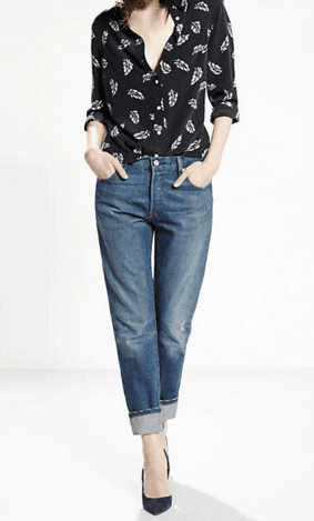 I love my boyfriend. Pero en forma de jeans, como estos Levi's. Ideales para salir en plan relax, como al cine con las amigas, pasear al perro, hacer shopping. Son súper cómodos, pero tienes que fijarte y no pasarte de cómoda porque te verías desarreglada. El truco es que el resto de tu outfit sea muy femenino, como una t-shirt rosa, una camisa de seda, ballerinas o high heels.