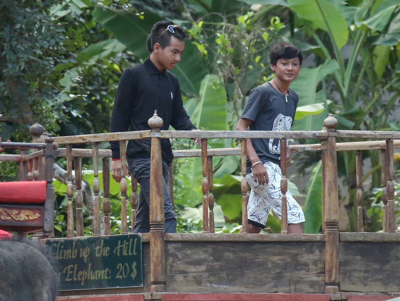 Maddox ya es todo un jovencito.