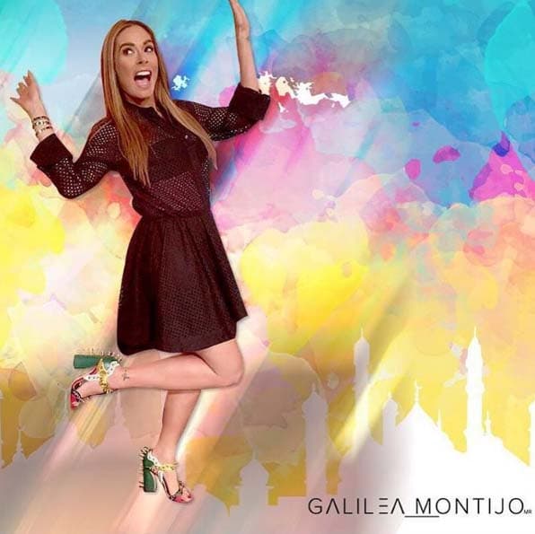 Sus atuendos siempre tienen su toque de personalidad.