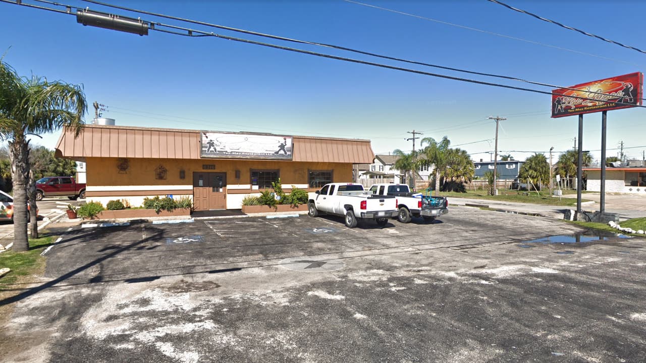 Muere bebé tras haber sido olvidado en un auto expuesto al calor por varias horas