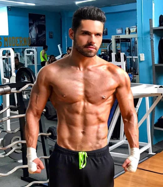 En cuanto a la prisión preventiva, dijo que, "si las cosas salen bien", podría salir "en un mes o dos meses, aproximadamente". 
<br>